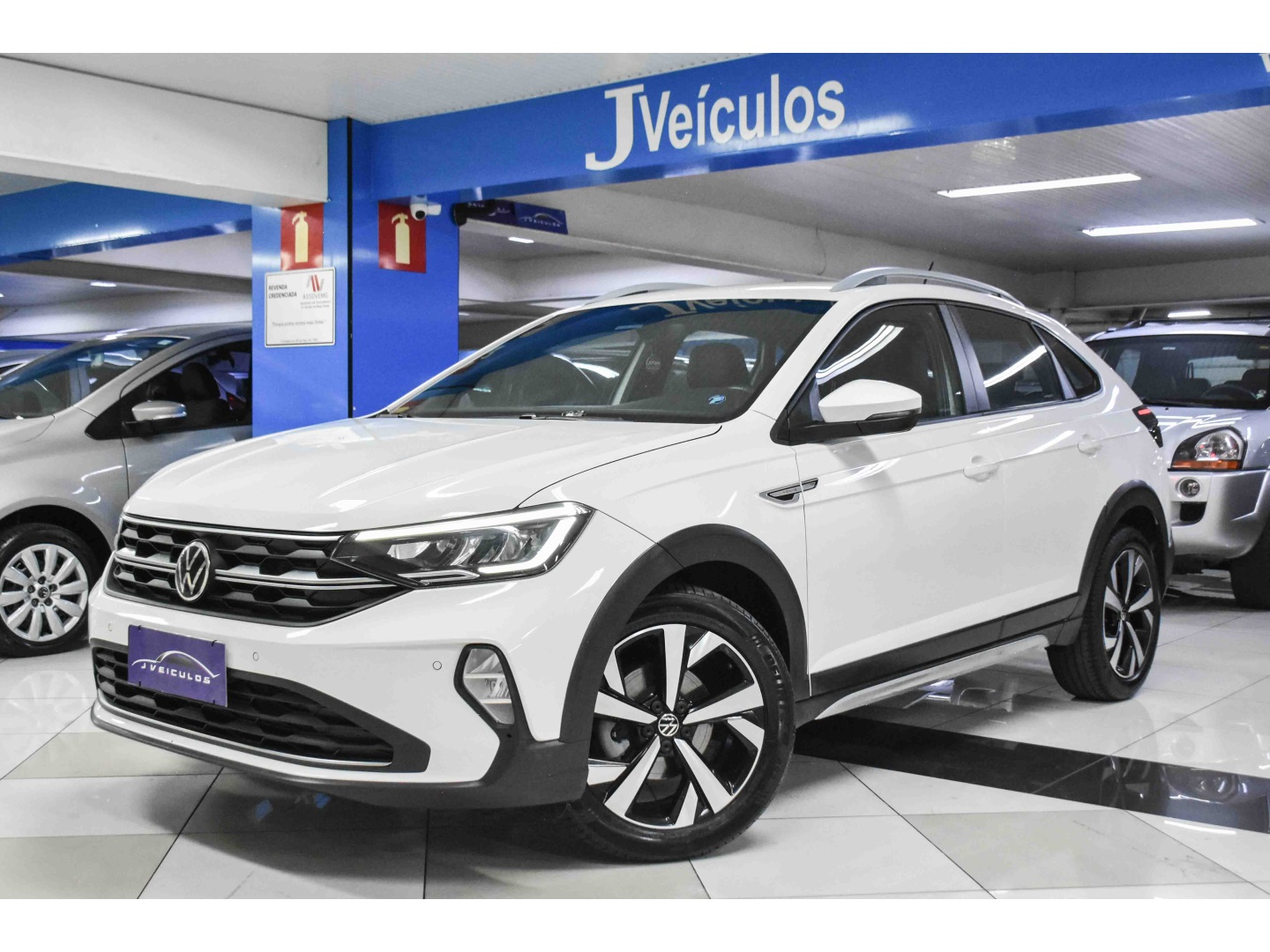 VOLKSWAGEN NIVUS 1.0 200 TSI TOTAL FLEX HIGHLINE AUTOMÁTICO