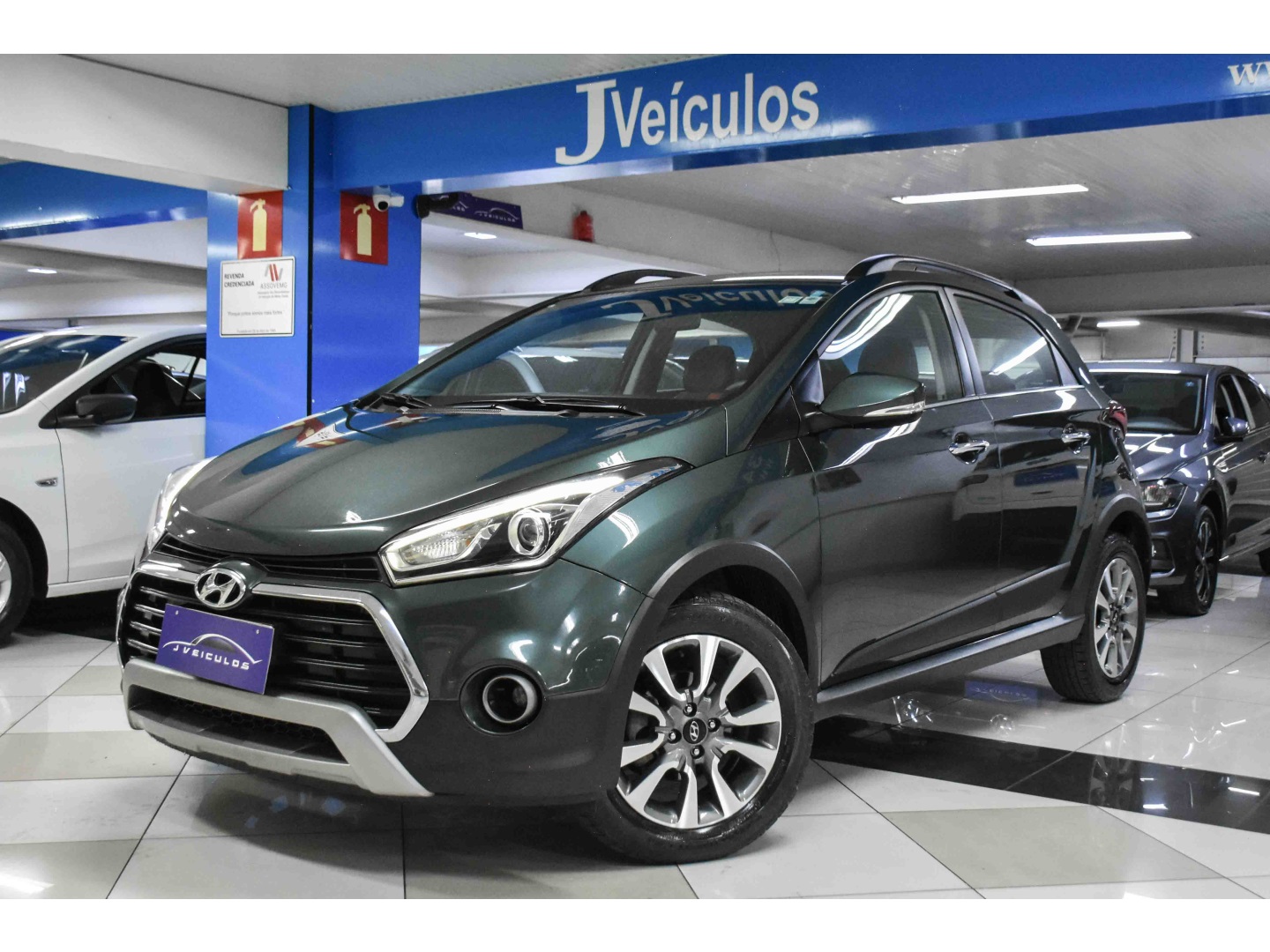 HYUNDAI HB20X 1.6 16V PREMIUM FLEX 4P AUTOMÁTICO