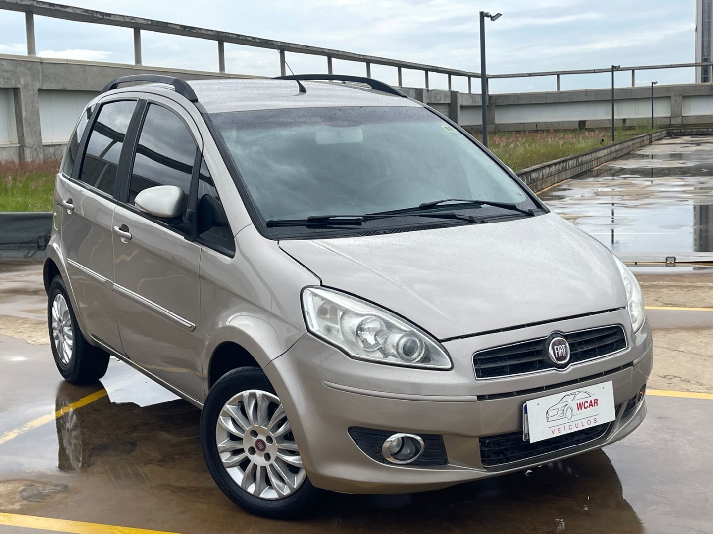 FIAT IDEA 1.6 MPI ESSENCE 16V FLEX 4P MANUAL