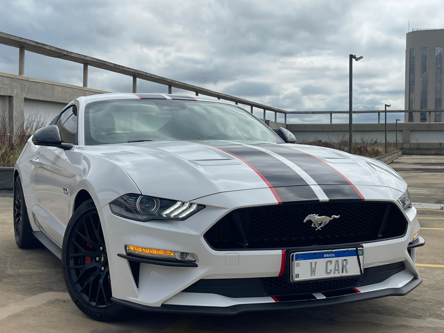 FORD MUSTANG 5.0 V8 TI-VCT GASOLINA GT PREMIUM SELECTSHIFT