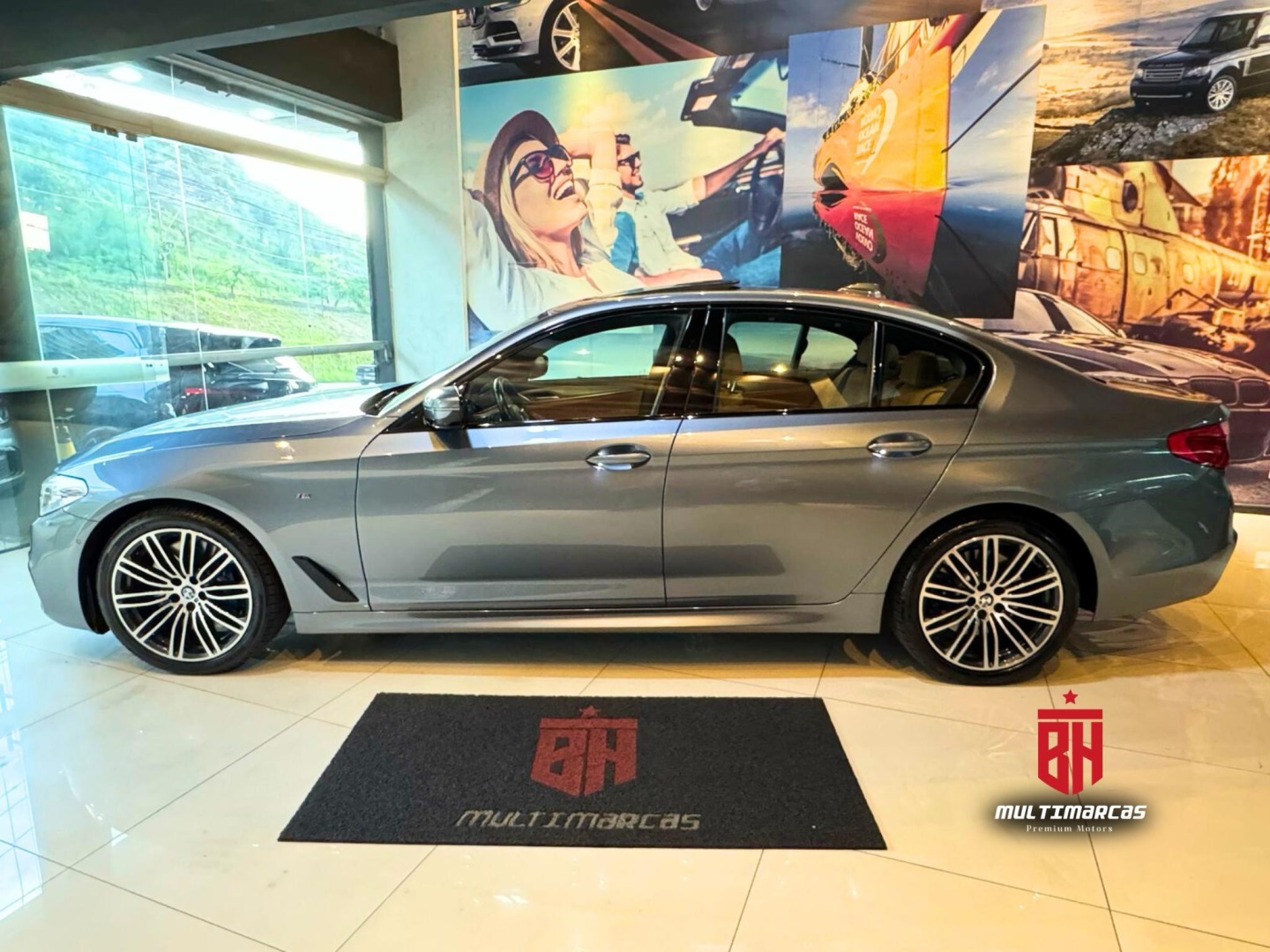 BMW 540i 3.0 24V TURBO GASOLINA M SPORT AUTOMÁTICO
