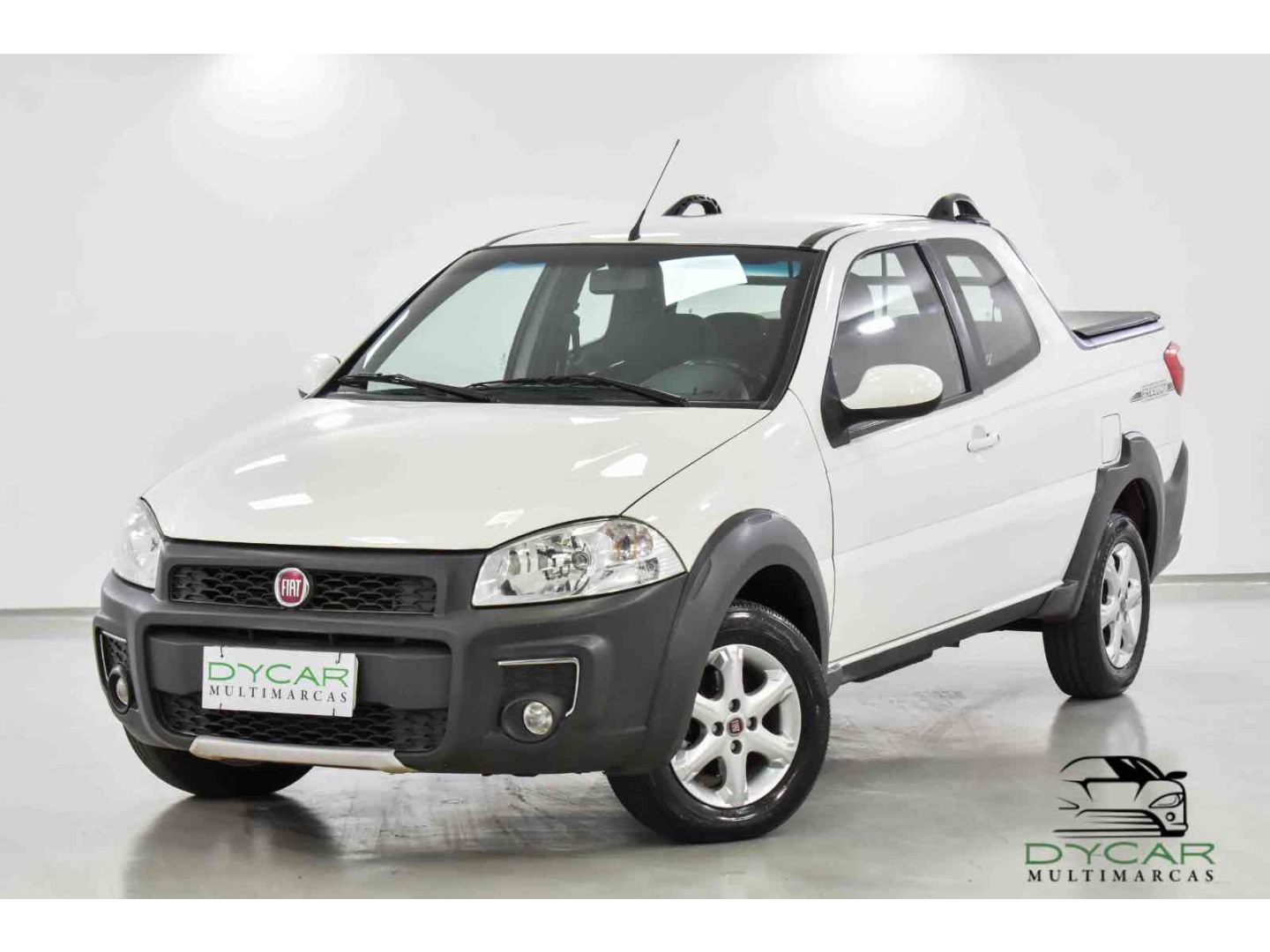 FIAT STRADA 1.4 MPI FREEDOM CD 8V FLEX 3P MANUAL