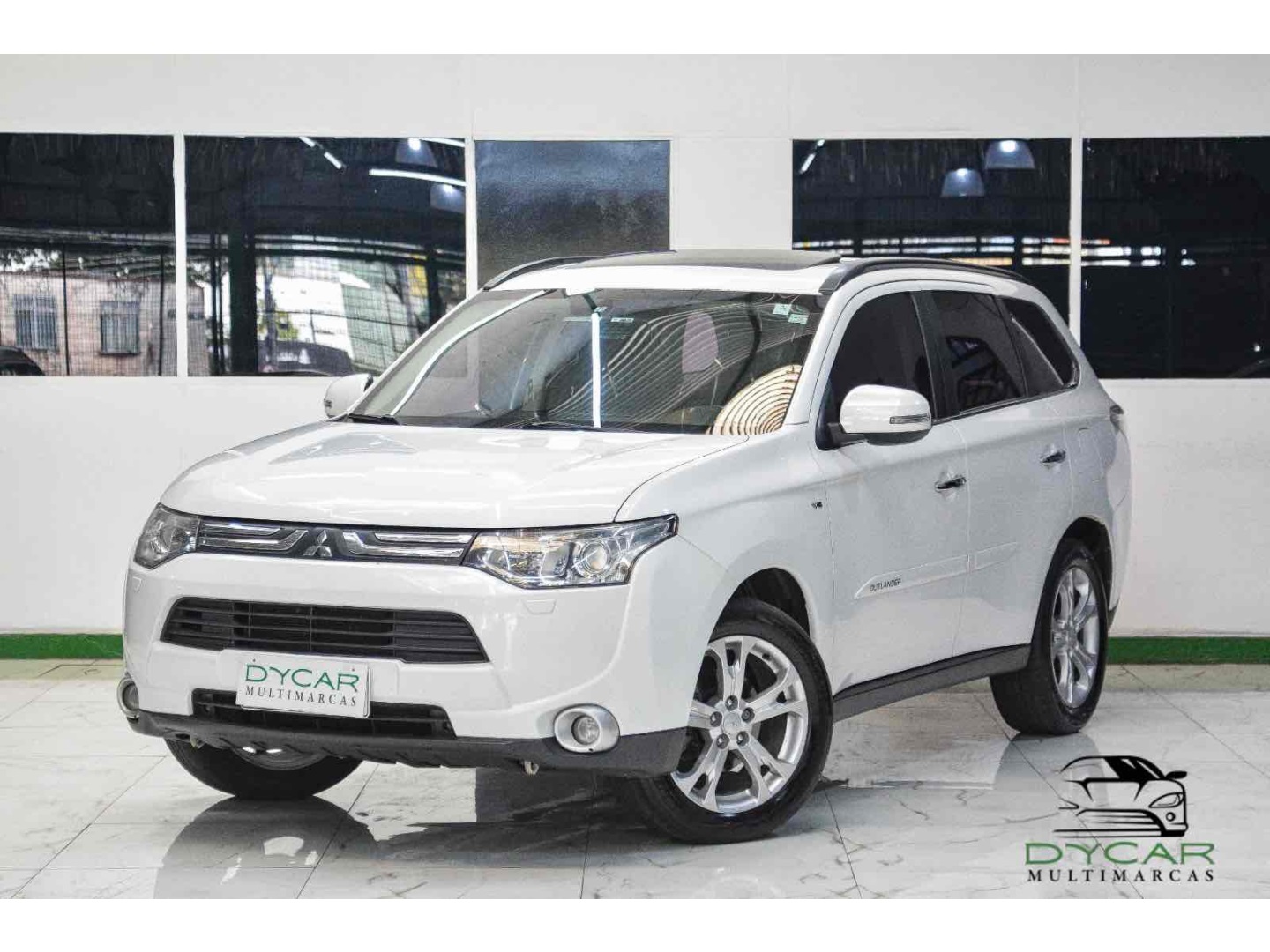 MITSUBISHI OUTLANDER 3.0 GT 4X4 V6 24V GASOLINA 4P AUTOMÁTICO