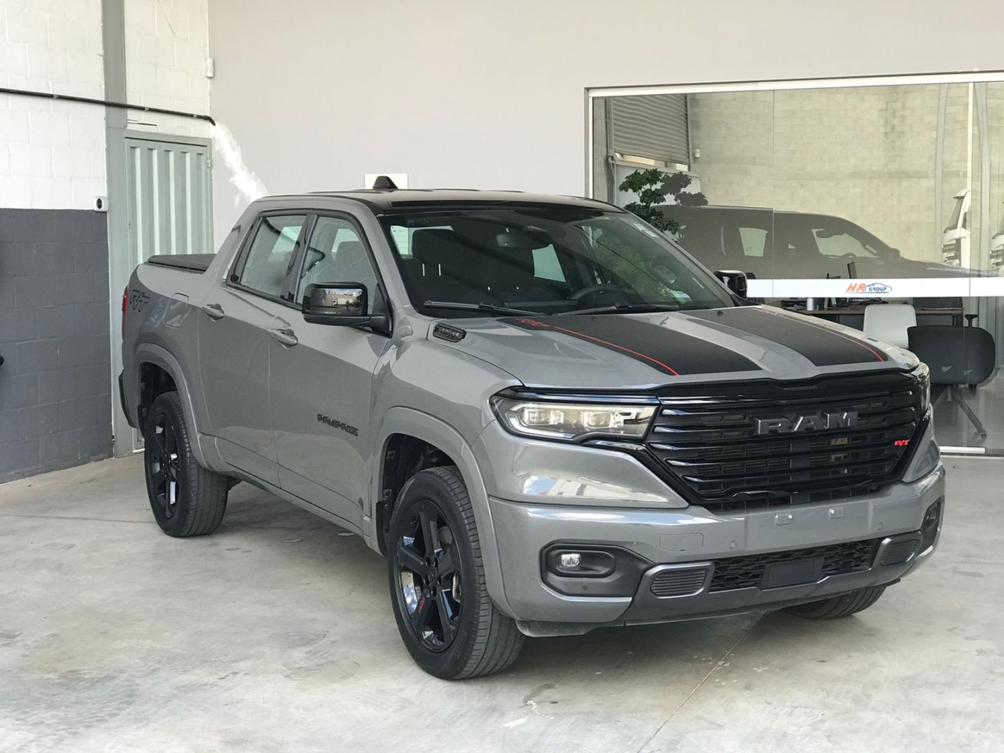 RAM RAMPAGE 2.0 HURRICANE 4 TURBO GASOLINA R/T 4X4 AUTOMÁTICO