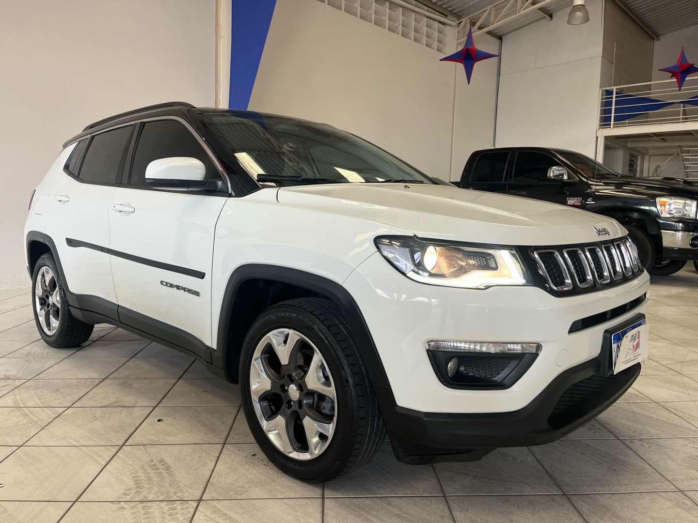 JEEP COMPASS 2.0 16V FLEX LONGITUDE AUTOMÁTICO