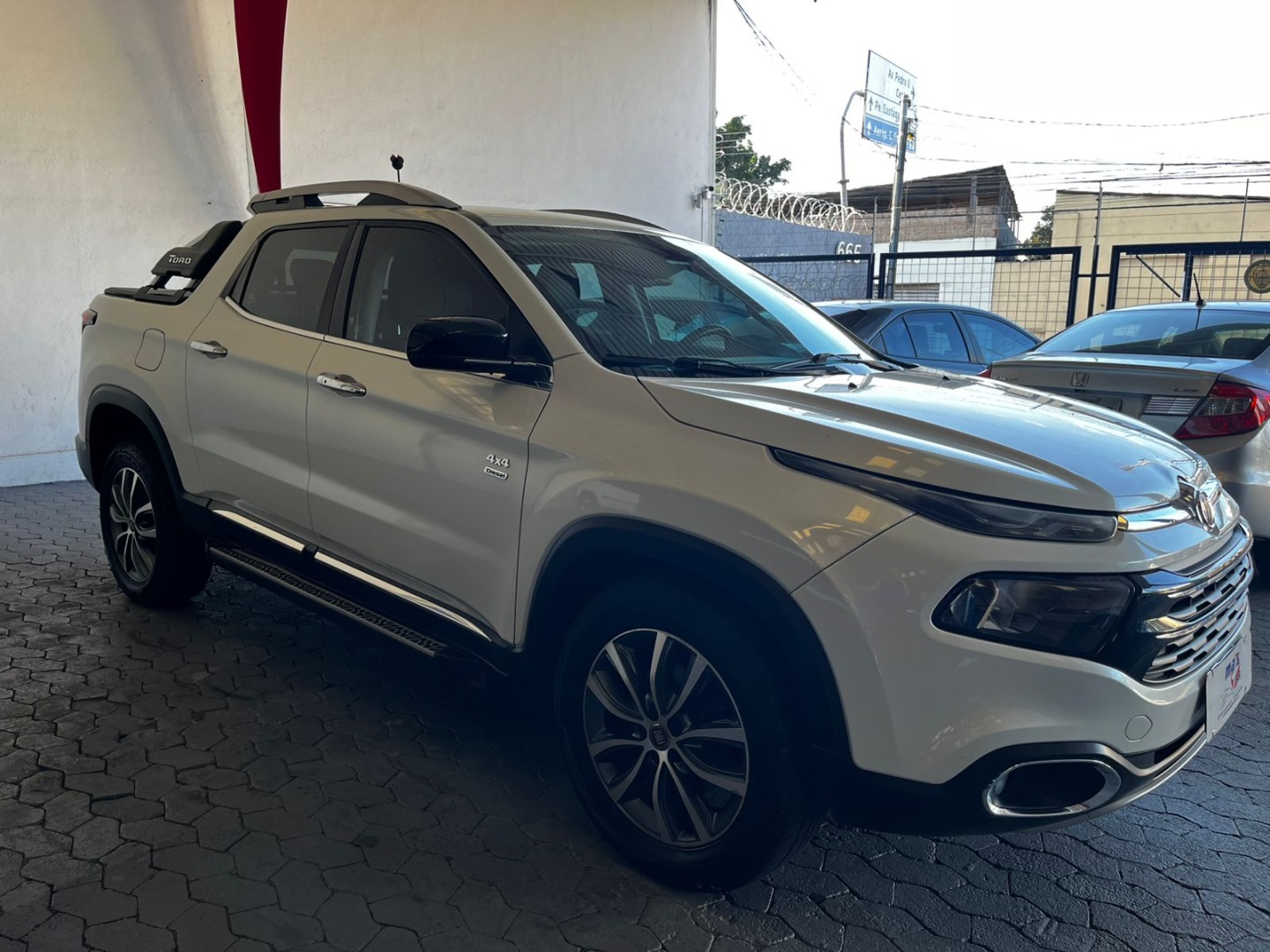 FIAT TORO 2.0 16V TURBO DIESEL VOLCANO 4WD AT9
