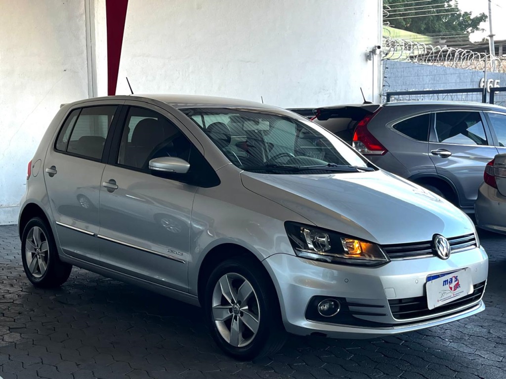 VOLKSWAGEN FOX 1.6 MSI HIGHLINE 16V FLEX 4P MANUAL