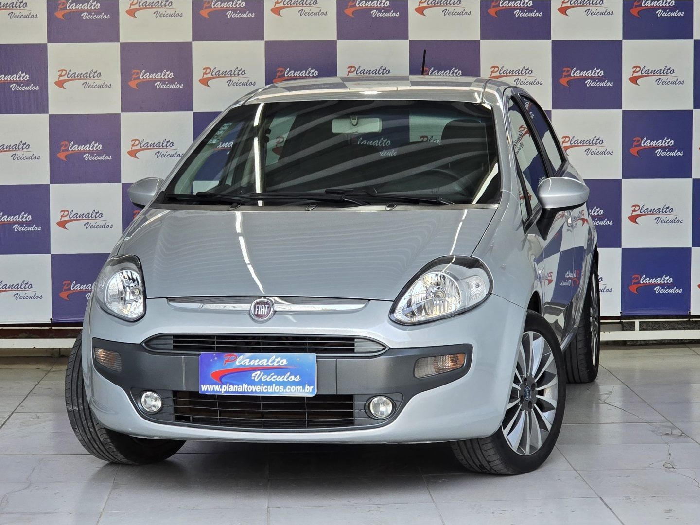 FIAT PUNTO 1.6 ESSENCE 16V FLEX 4P AUTOMATIZADO