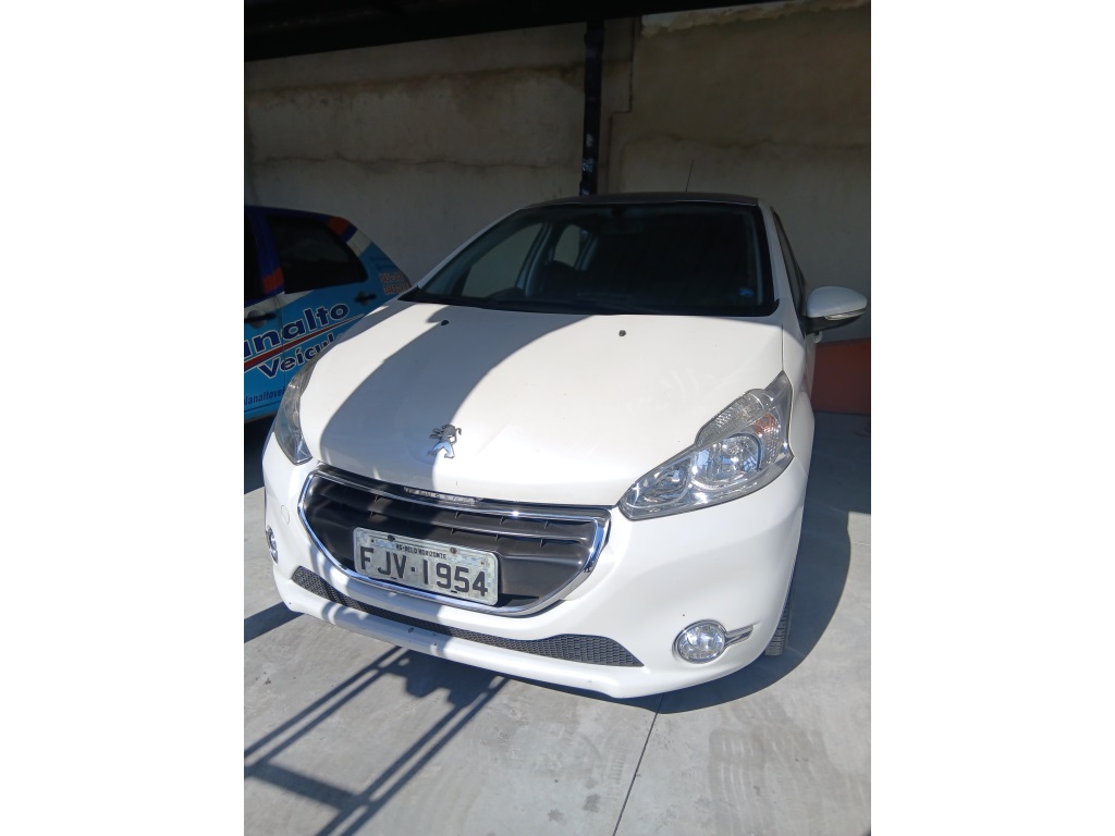 PEUGEOT 208 1.6 ALLURE 16V FLEX 4P AUTOMÁTICO