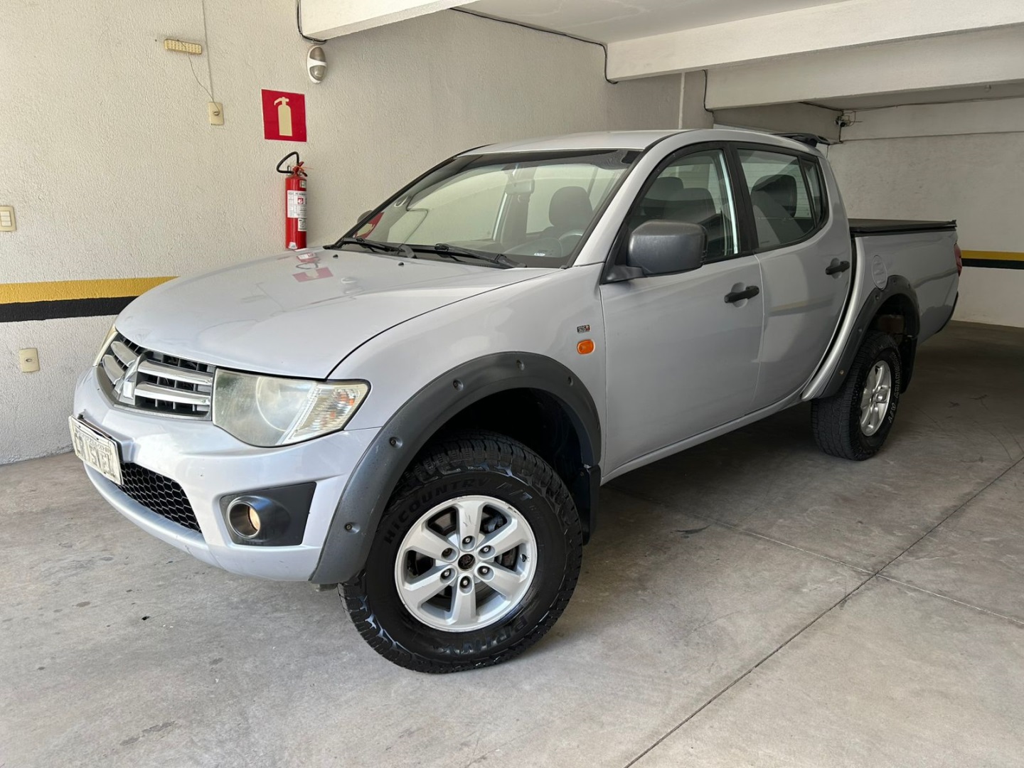 MITSUBISHI L200 TRITON 3.2 GLS 4X4 CD 16V TURBO INTERCOLER DIESEL 4P MANUAL