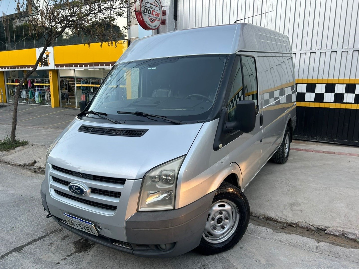 FORD TRANSIT 2.4 FURGÃO CURTO TURBO DIESEL 3P MANUAL