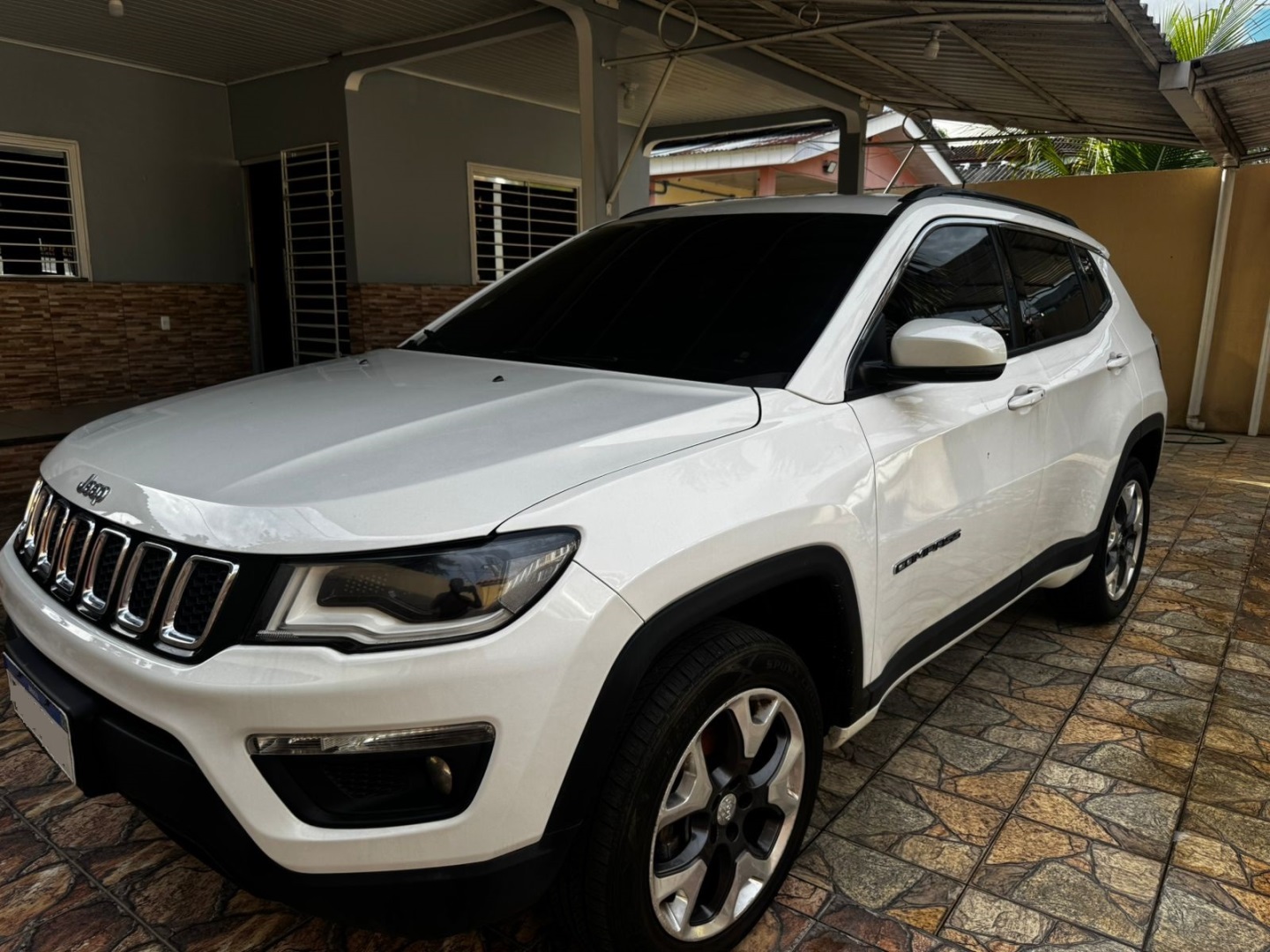 JEEP COMPASS 2.0 16V DIESEL LONGITUDE 4X4 AUTOMÁTICO