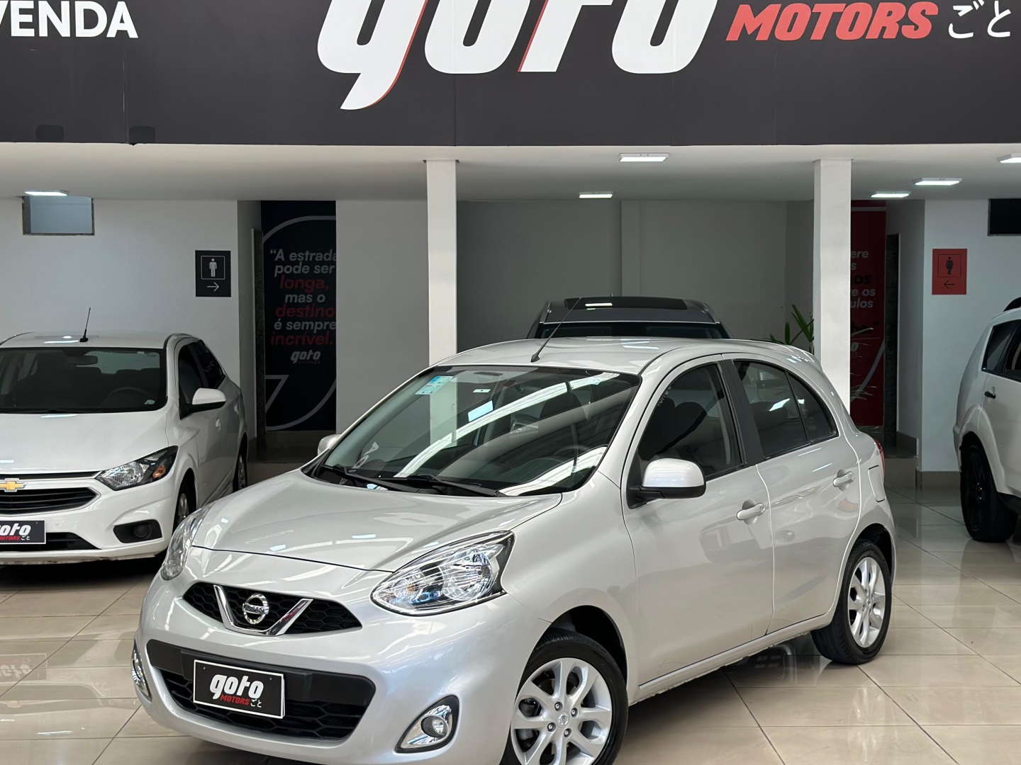 NISSAN MARCH 1.6 SV 16V FLEX 4P XTRONIC