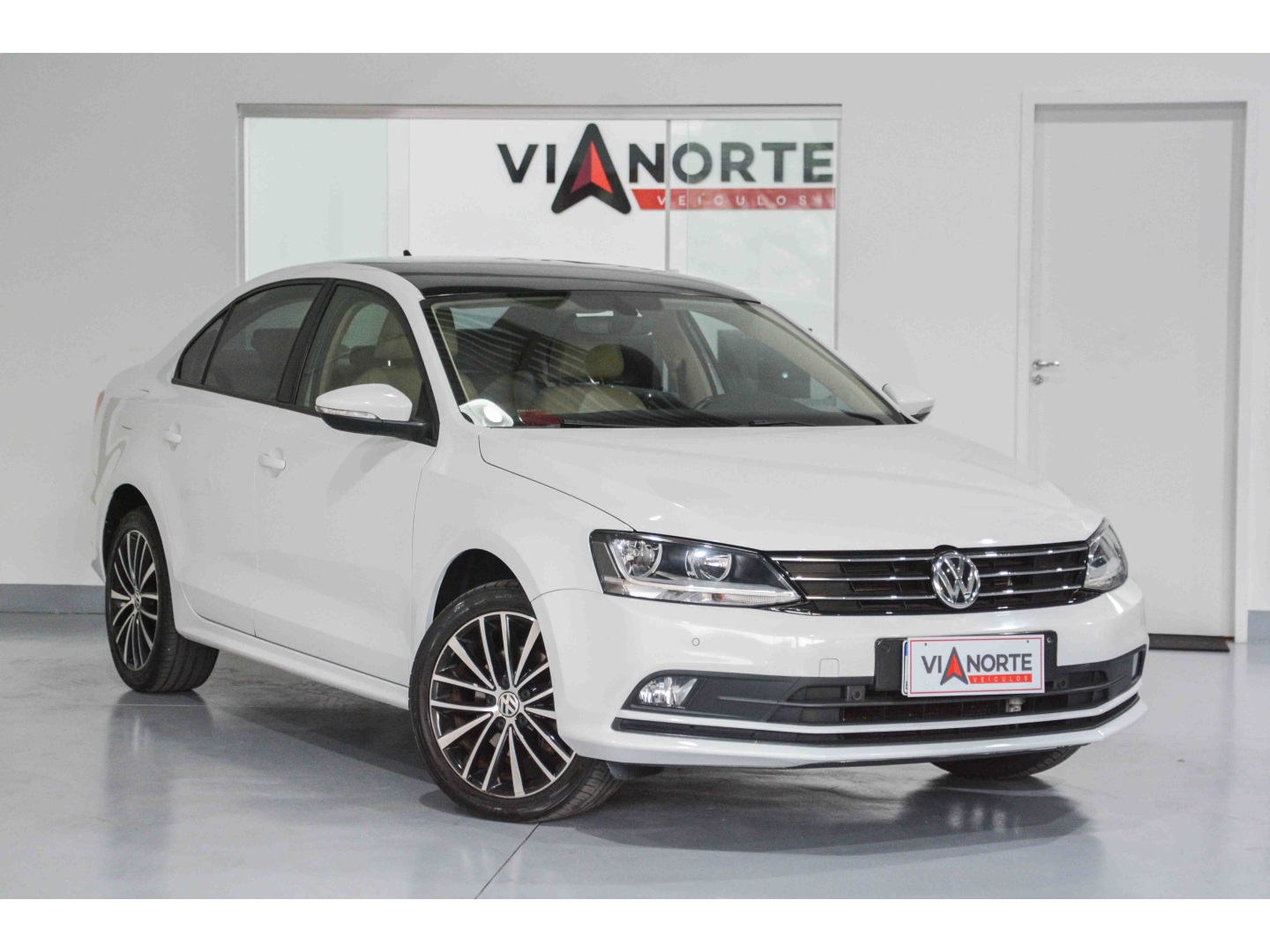 VOLKSWAGEN JETTA 1.4 16V TSI COMFORTLINE GASOLINA 4P TIPTRONIC