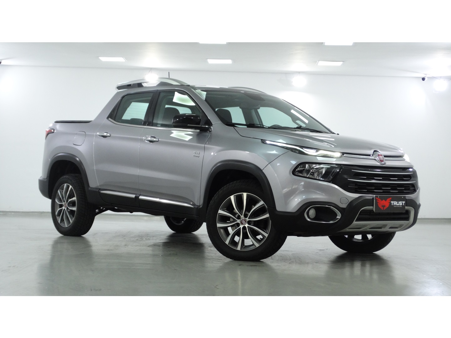 FIAT TORO 2.0 16V TURBO DIESEL VOLCANO 4WD AT9