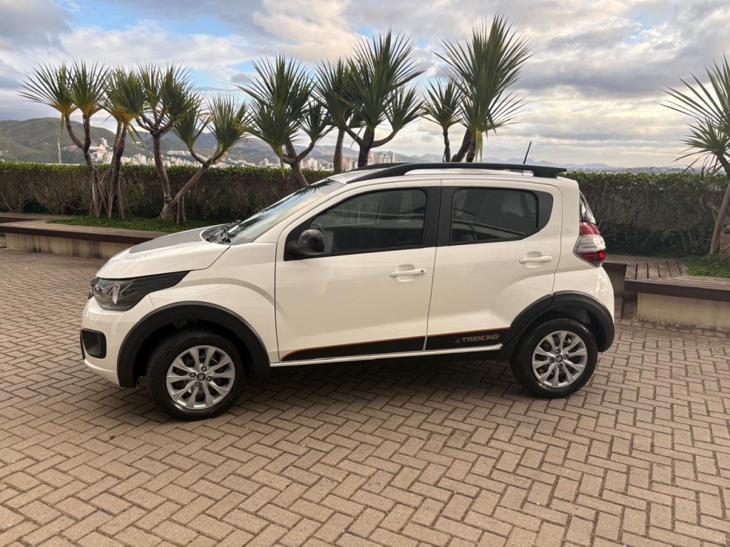 FIAT MOBI 1.0 EVO FLEX TREKKING MANUAL
