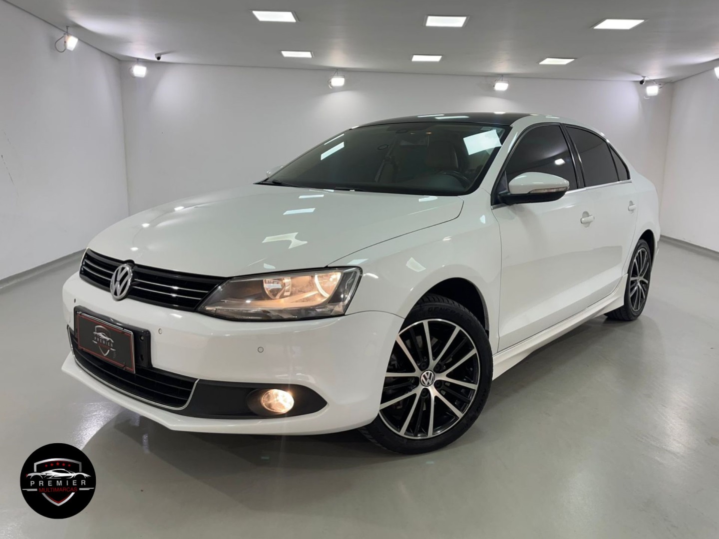 VOLKSWAGEN JETTA 2.0 TSI HIGHLINE 211CV GASOLINA 4P TIPTRONIC