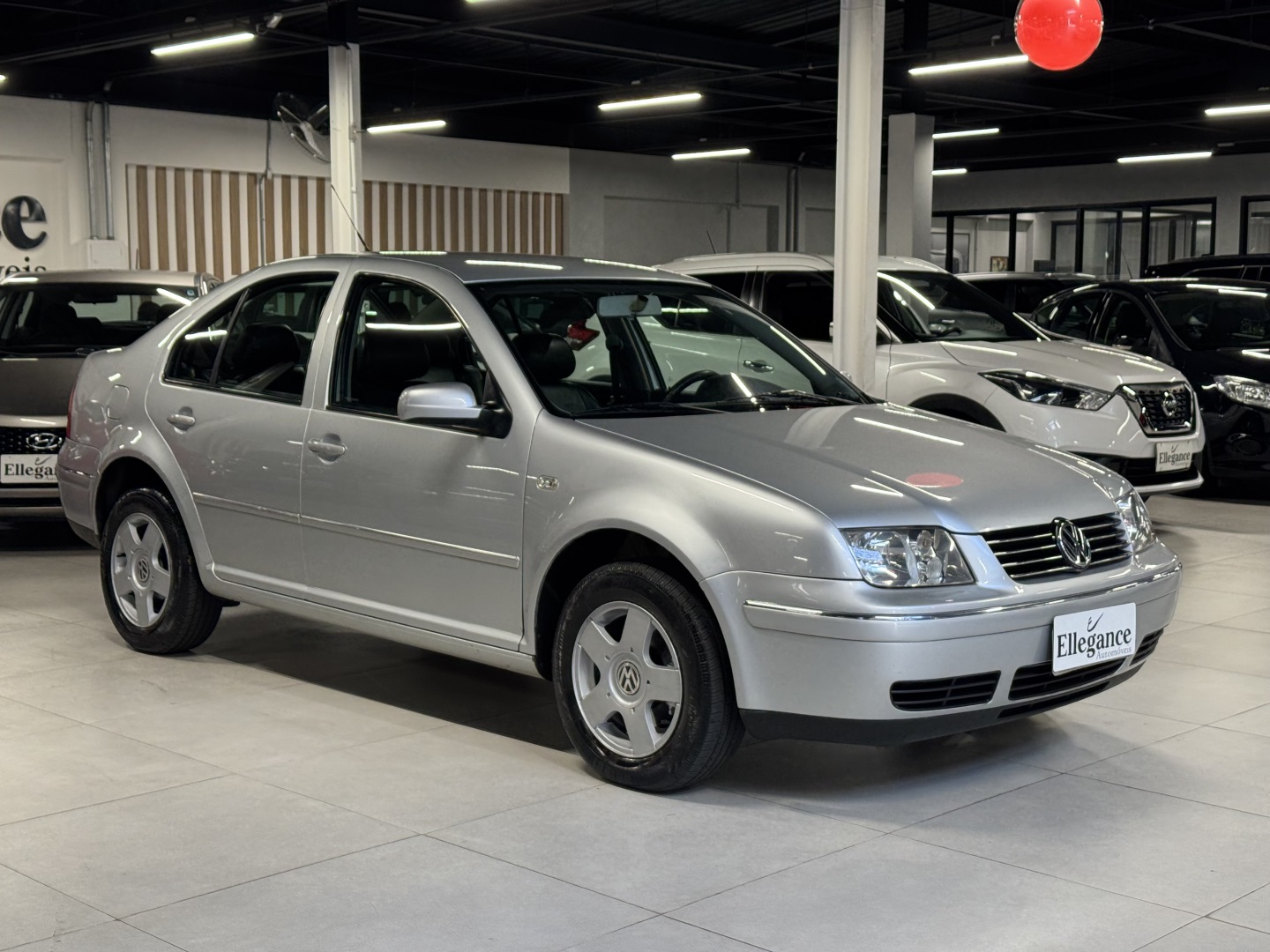 VOLKSWAGEN BORA 2.0 MI 8V GASOLINA 4P MANUAL