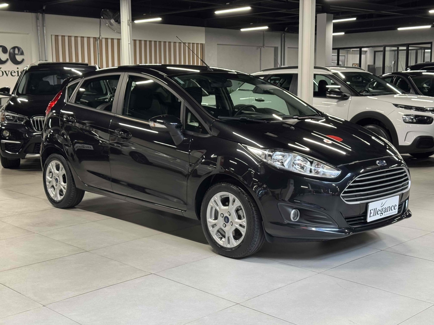 FORD FIESTA 1.6 SE HATCH 16V FLEX 4P MANUAL