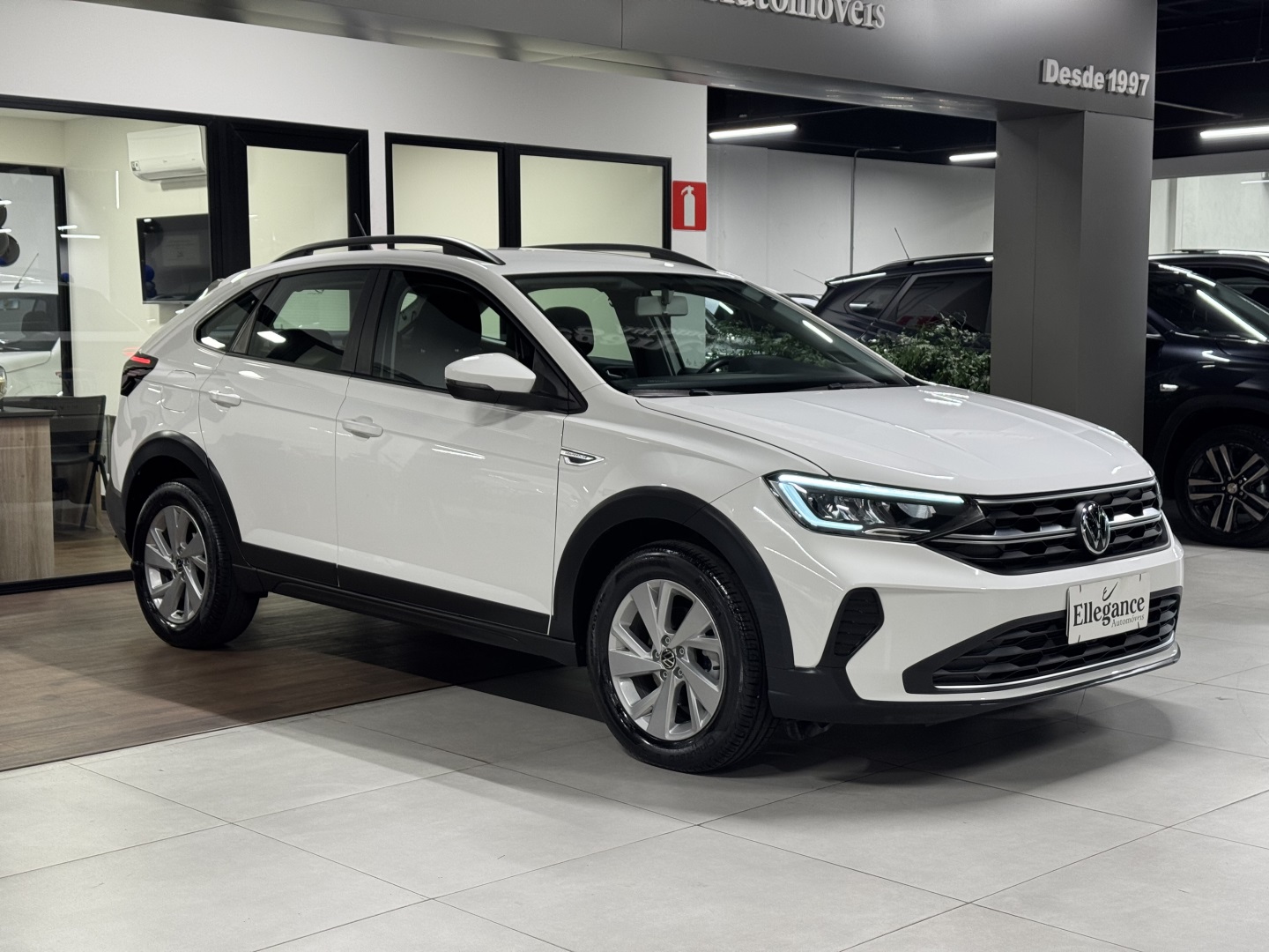 VOLKSWAGEN NIVUS 1.0 200 TSI TOTAL FLEX COMFORTLINE AUTOMÁTICO