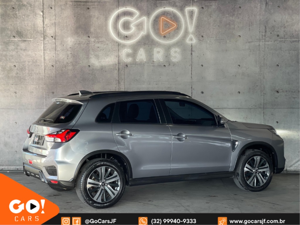 MITSUBISHI OUTLANDER 2.0 MIVEC FLEX HPE AUTOMÁTICO 2022