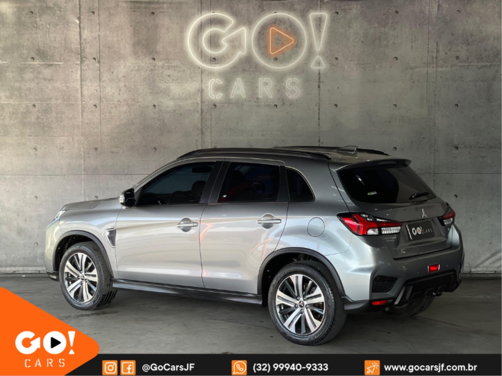 MITSUBISHI OUTLANDER 2.0 MIVEC FLEX HPE AUTOMÁTICO 2022