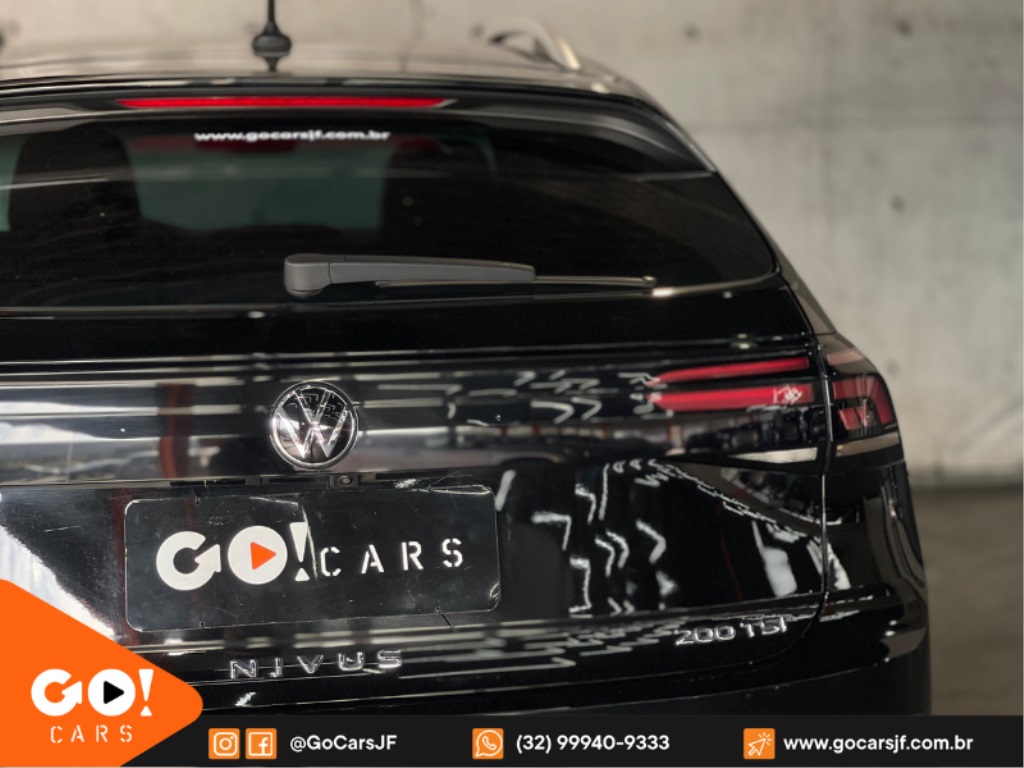 VOLKSWAGEN Nivus 1.0 200 TSI TOTAL FLEX HIGHLINE AUTOMÁTICO 2023