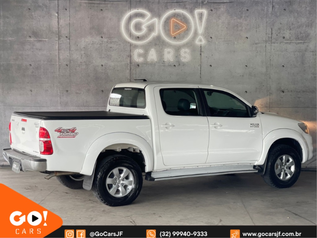 TOYOTA Hilux 3.0 SRV 4X4 CD 16V TURBO INTERCOOLER DIESEL 4P AUTOMÁTICO 2013