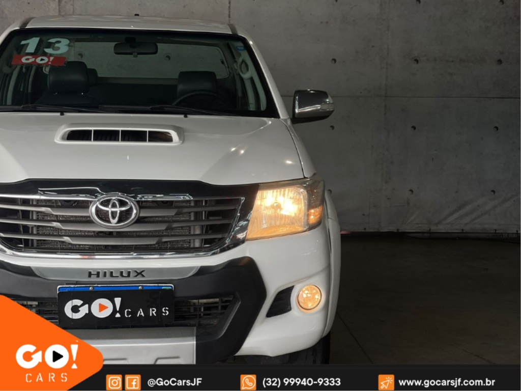 TOYOTA Hilux 3.0 SRV 4X4 CD 16V TURBO INTERCOOLER DIESEL 4P AUTOMÁTICO 2013