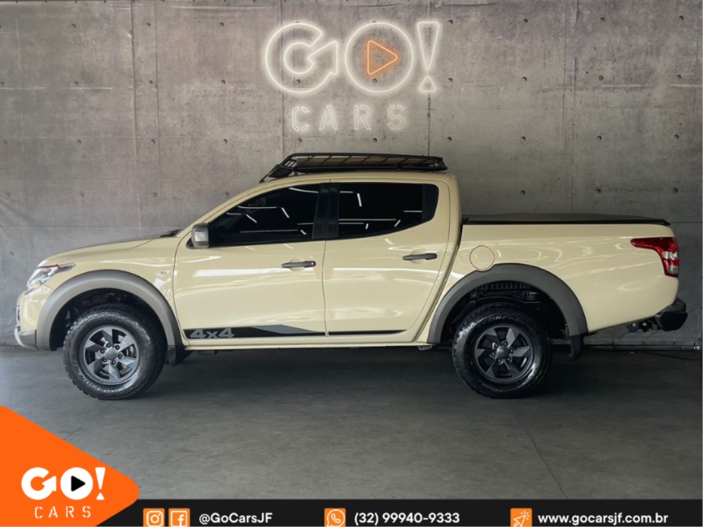 MITSUBISHI L200 2.4 16V TURBO DIESEL SAVANA GLS CD 4X4 AUTOMÁTICO 2023