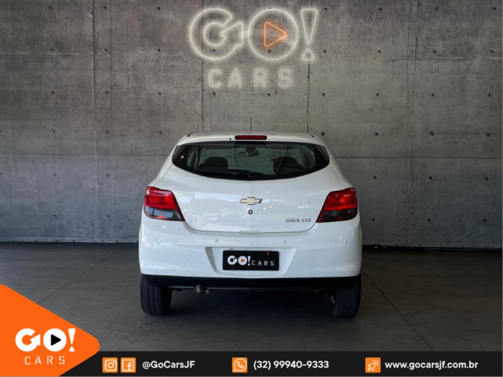 CHEVROLET ONIX 1.4 MPFI LTZ 8V FLEX 4P MANUAL 2015