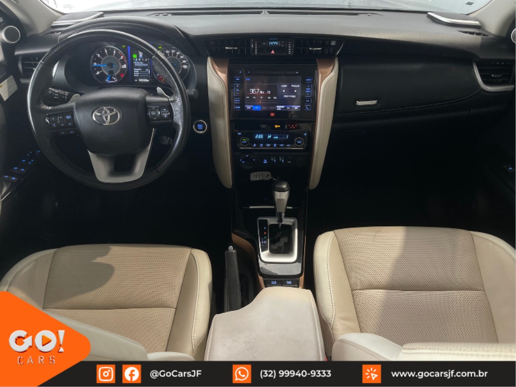 TOYOTA HILUX SW4 2.8 SRX DIAMOND 4X4 7 LUGARES 16V TURBO INTERCOOLER DIESEL 4P AUTOMÁTICO 2019