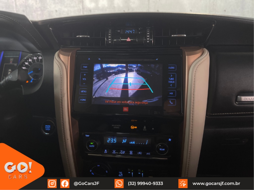 TOYOTA HILUX SW4 2.8 SRX DIAMOND 4X4 7 LUGARES 16V TURBO INTERCOOLER DIESEL 4P AUTOMÁTICO 2019