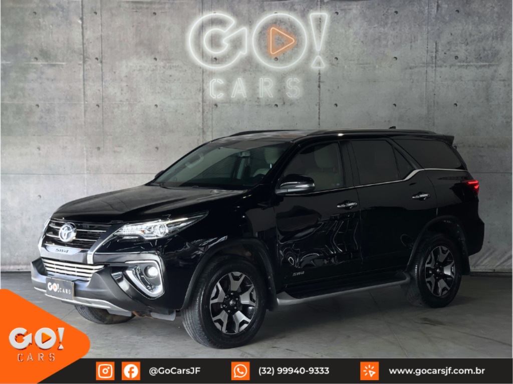 TOYOTA HILUX SW4 2.8 SRX DIAMOND 4X4 7 LUGARES 16V TURBO INTERCOOLER DIESEL 4P AUTOMÁTICO 2019/2019