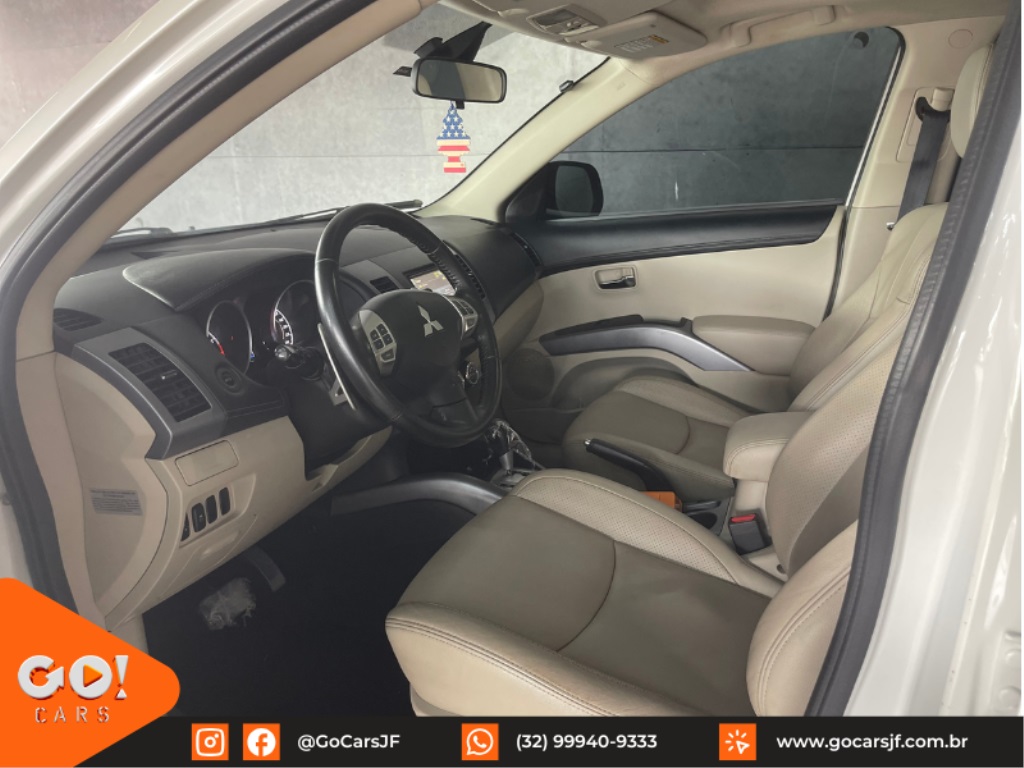 MITSUBISHI OUTLANDER 3.0 GT 4X4 V6 24V GASOLINA 4P AUTOMÁTICO 2011