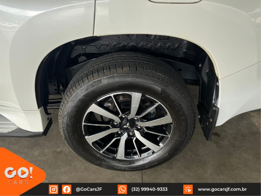 MITSUBISHI PAJERO SPORT 2.4 16V MIVEC TURBO DIESEL HPE AWD AUTOMÁTICO 2020