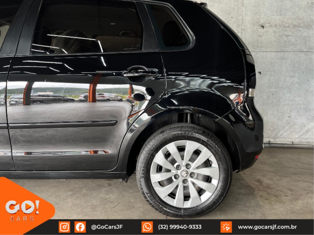 VOLKSWAGEN POLO 1.6 MI 8V FLEX 4P MANUAL 2014