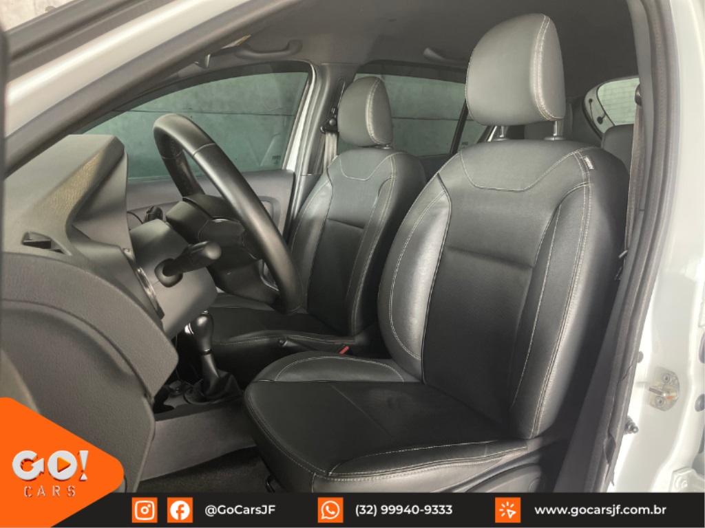 RENAULT SANDERO 1.6 16V SCE FLEX STEPWAY ICONIC X-TRONIC 2023
