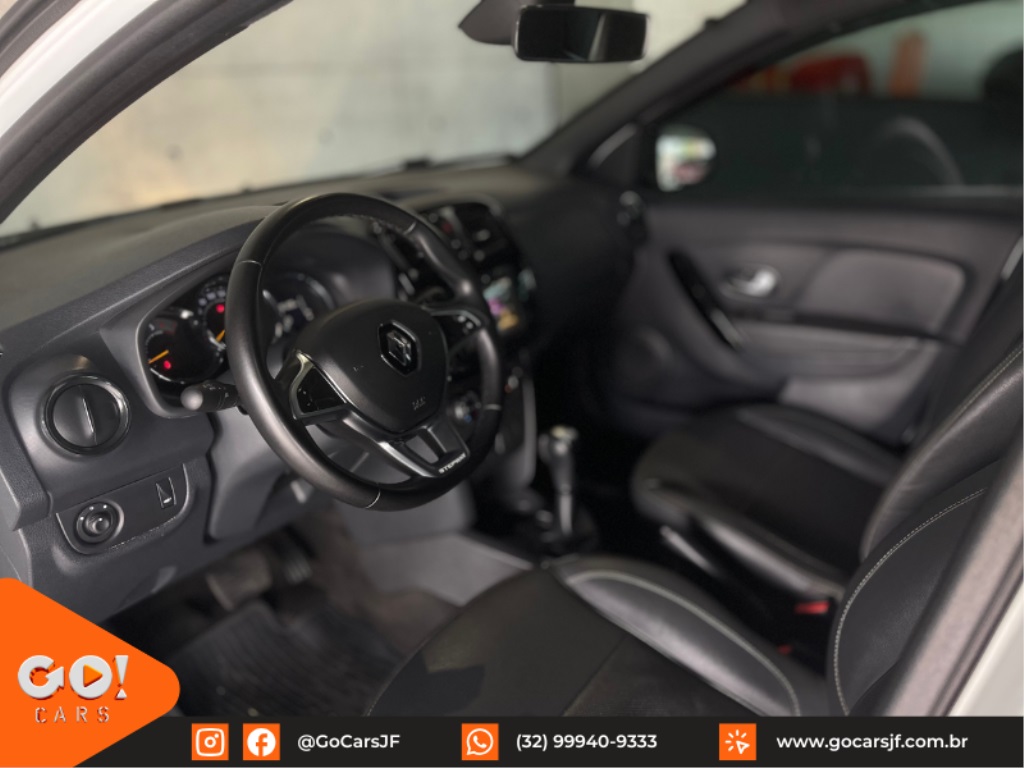 RENAULT SANDERO 1.6 16V SCE FLEX STEPWAY ICONIC X-TRONIC 2023