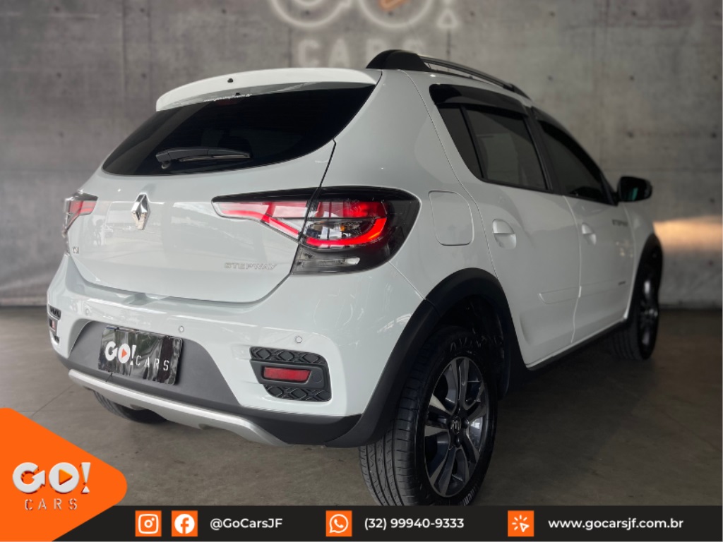 RENAULT SANDERO 1.6 16V SCE FLEX STEPWAY ICONIC X-TRONIC 2023