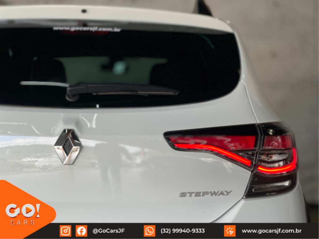 RENAULT SANDERO 1.6 16V SCE FLEX STEPWAY ICONIC X-TRONIC 2023