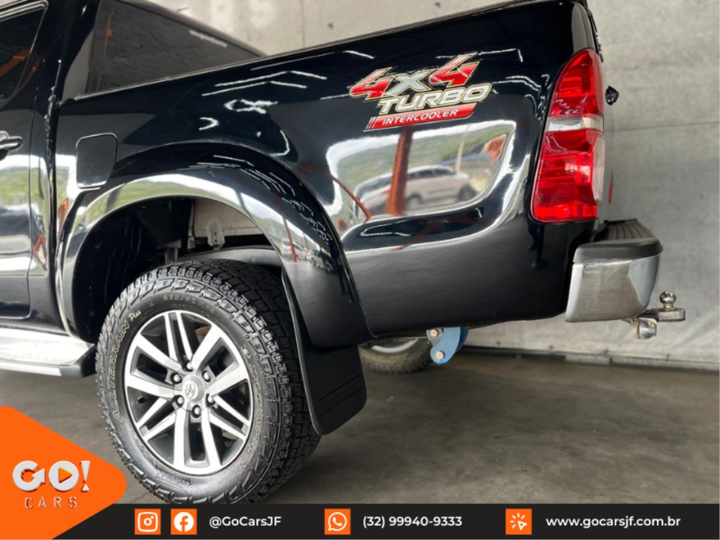 TOYOTA HILUX 3.0 SRV 4X4 CD 16V TURBO INTERCOOLER DIESEL 4P AUTOMÁTICO 2015