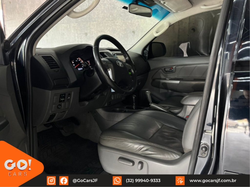 TOYOTA HILUX 3.0 SRV 4X4 CD 16V TURBO INTERCOOLER DIESEL 4P AUTOMÁTICO 2015