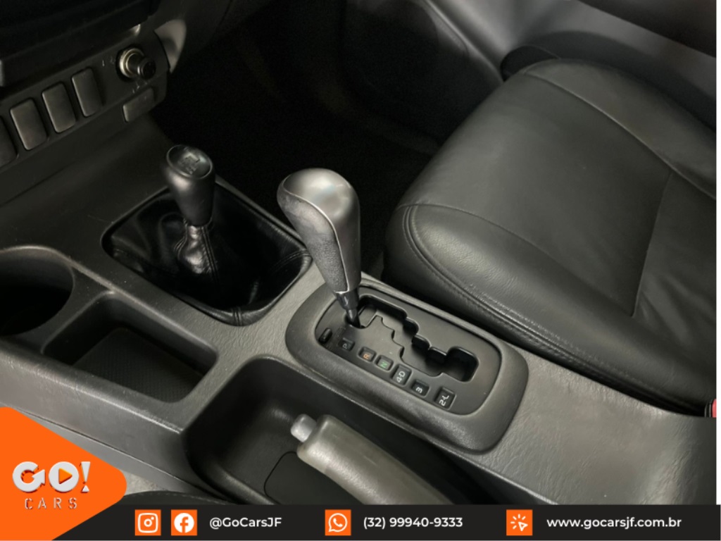TOYOTA HILUX 3.0 SRV 4X4 CD 16V TURBO INTERCOOLER DIESEL 4P AUTOMÁTICO 2015