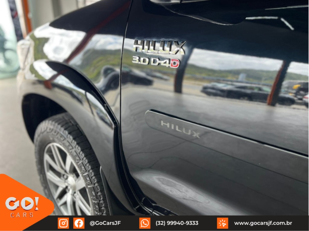 TOYOTA HILUX 3.0 SRV 4X4 CD 16V TURBO INTERCOOLER DIESEL 4P AUTOMÁTICO 2015