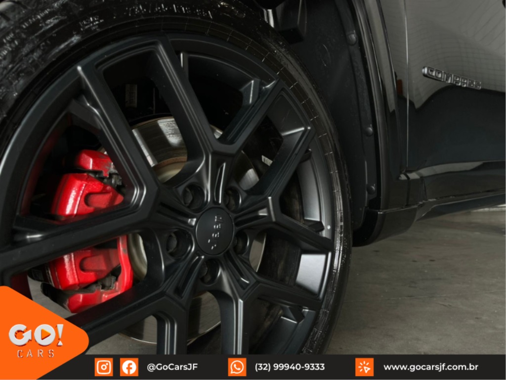 JEEP COMPASS 2.0 HURRICANE 4 TURBO GASOLINA BLACKHAWK AT9 2025