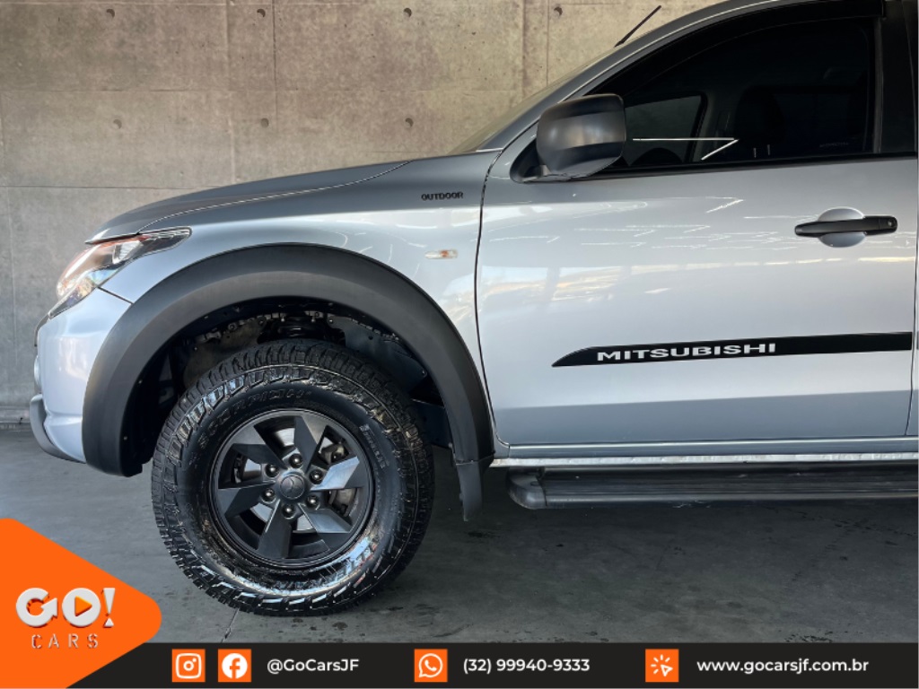 MITSUBISHI L200 TRITON 2.4 16V TURBO DIESEL OUTDOOR GLS CD 4X4 AUTOMÁTICO 2022