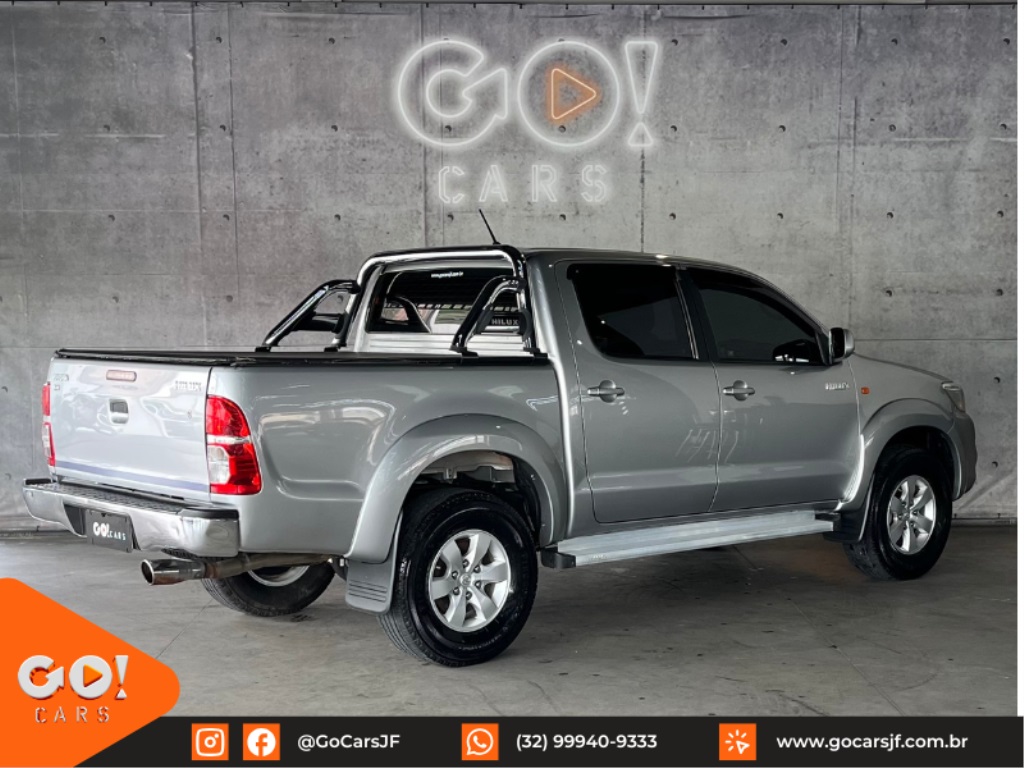 TOYOTA HILUX 2.7 SR 4X2 CD 16V FLEX 4P AUTOMÁTICO 2015