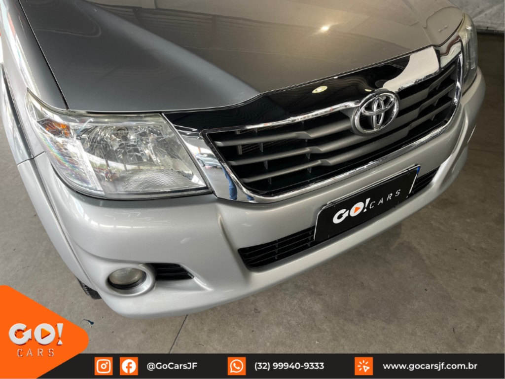 TOYOTA HILUX 2.7 SR 4X2 CD 16V FLEX 4P AUTOMÁTICO 2015