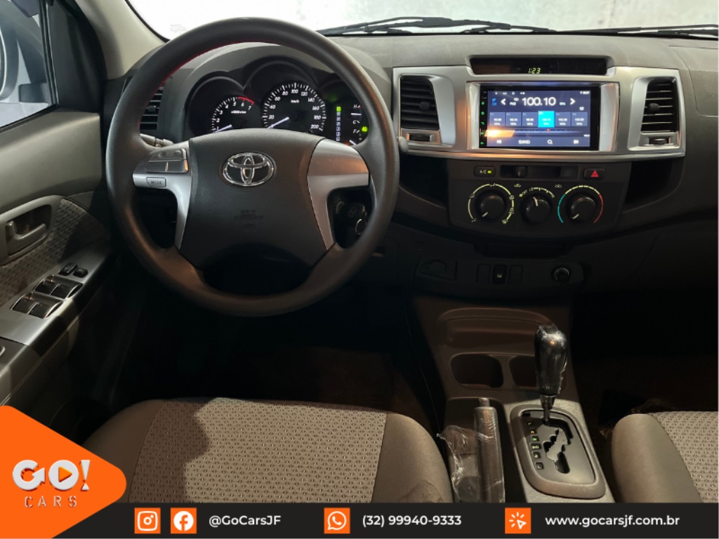 TOYOTA HILUX 2.7 SR 4X2 CD 16V FLEX 4P AUTOMÁTICO 2015